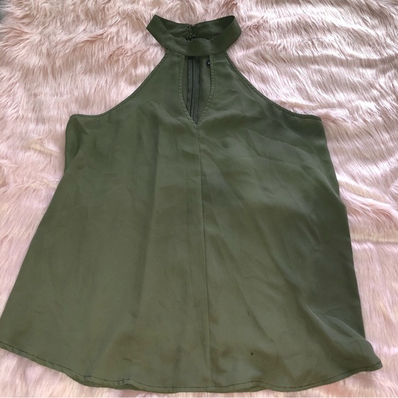 Express Green Keyhole Halter Top - Picture 9 of 9